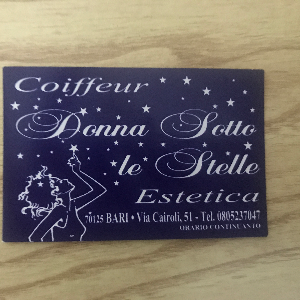 Donna sotto le stelle