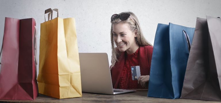 Fai shopping online?